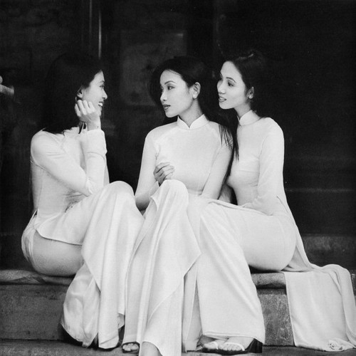 Cặp Song Ca Cải Lương Hay Nhất 2018 Của Bùi Trung Đẳng Và Phượng Hằng